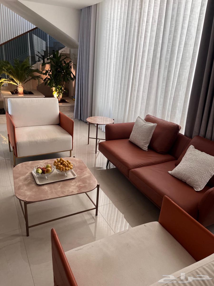 للبيع كنب من 3 قطع64462800797826112