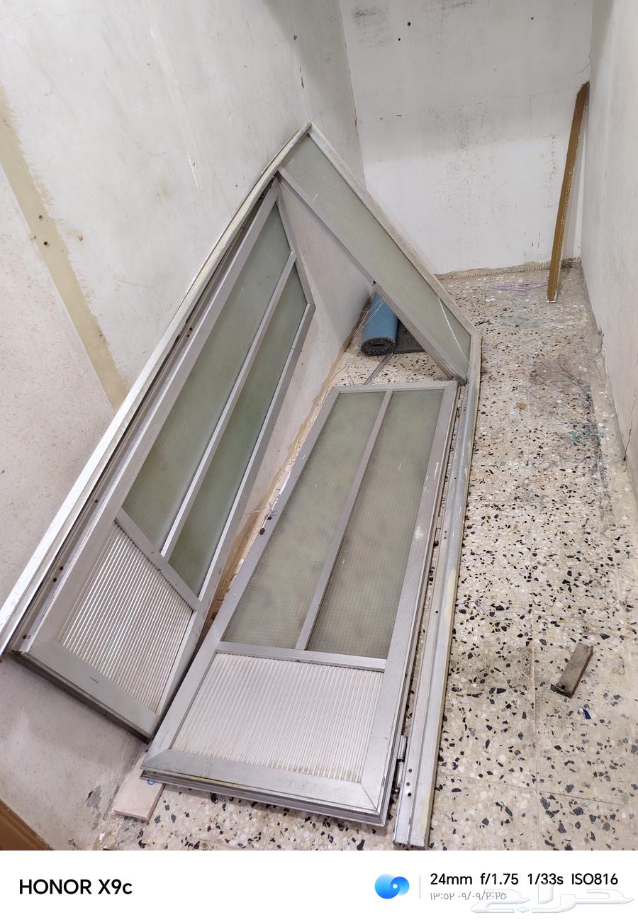 باب المنيوم قديم للبيع64460078690690110