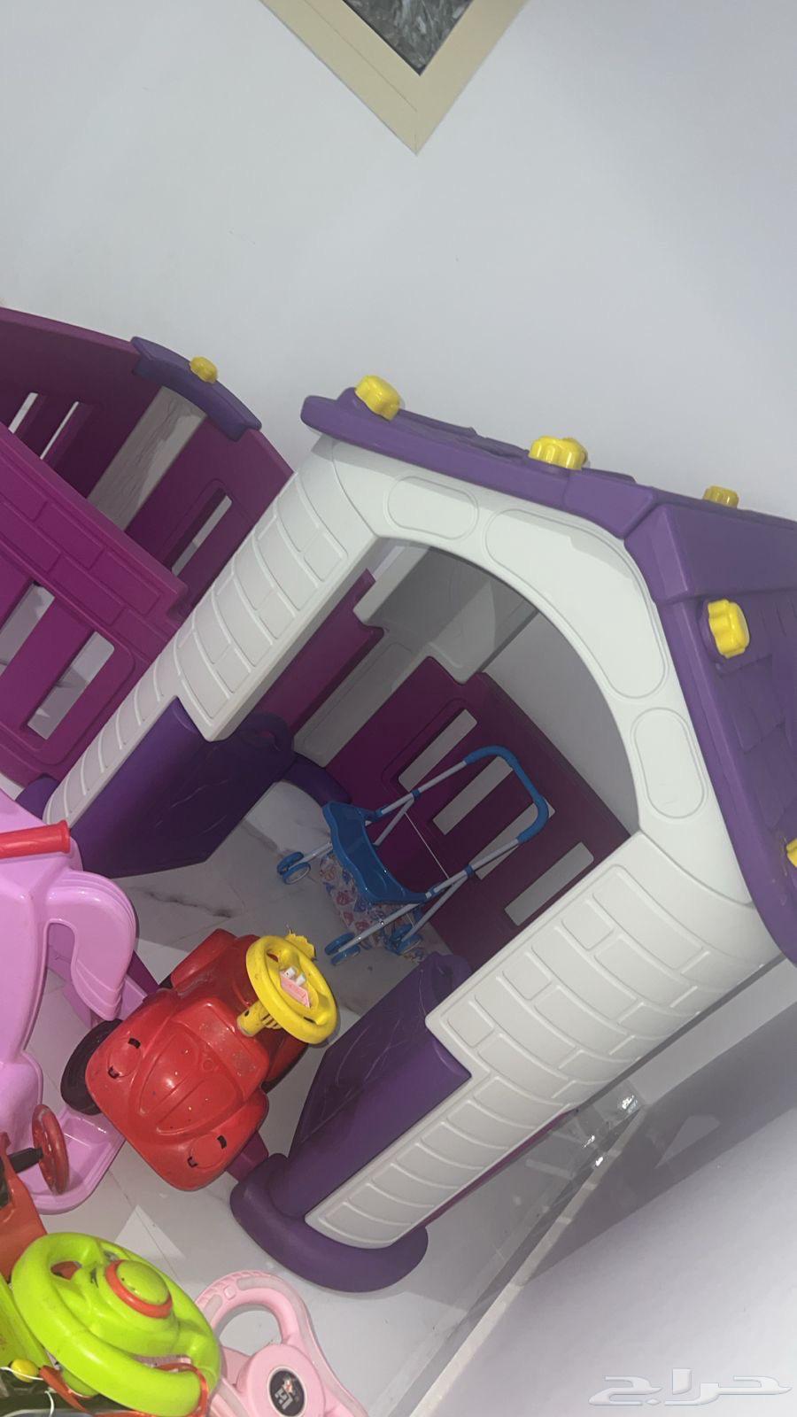 Children's house for sale, used for one week, assembled and ready, please do not undervalue the item64464167766147111