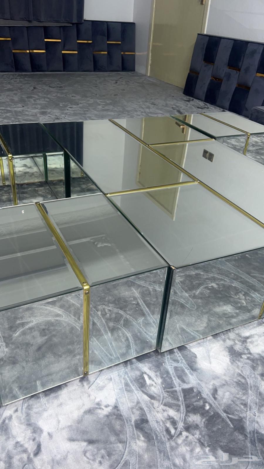 Glass table64461241468931110