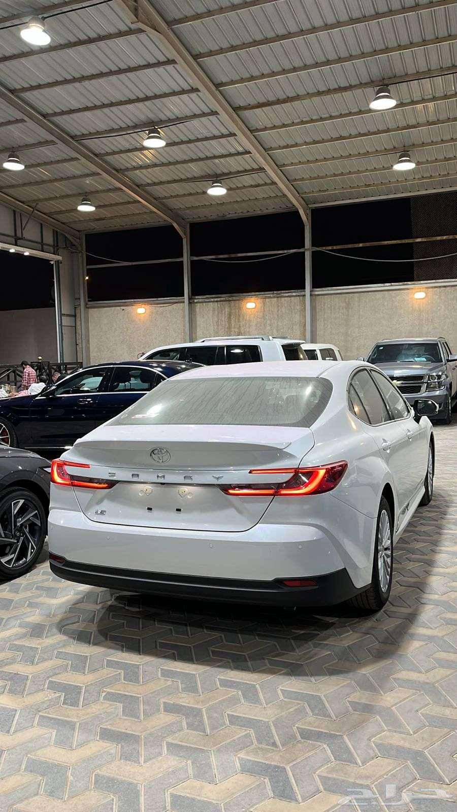 تويوتا كامري LE سعودي موديل 202564631578814723113