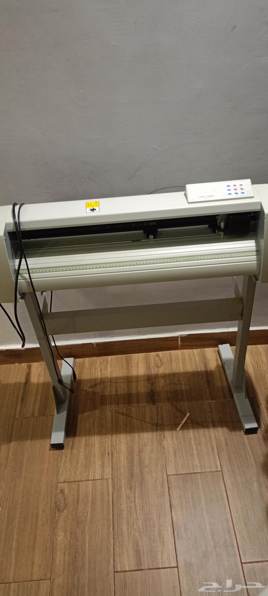 جهاز كتر بلوتر شبه جديد64458453440385110