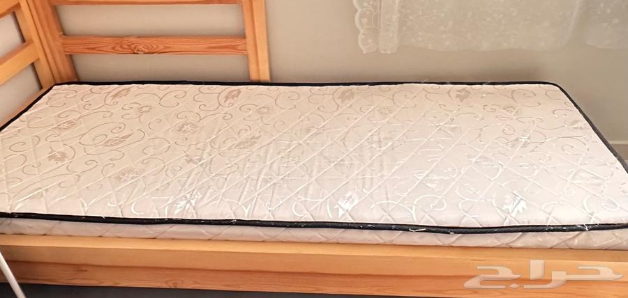 سرير خشب مع مرتبة64457975505027110
