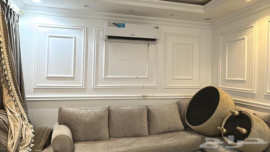 Sofa for 11 people with canopy and table64461227673345111