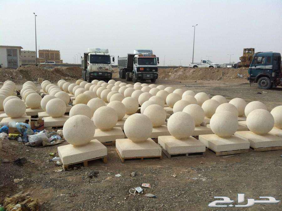 Concrete barriers, crash barriers, and security walls64145150662658112