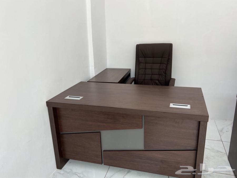 طاولات مكتب بتصميم جديد متوفرة بسعر الجملة64464632867714114