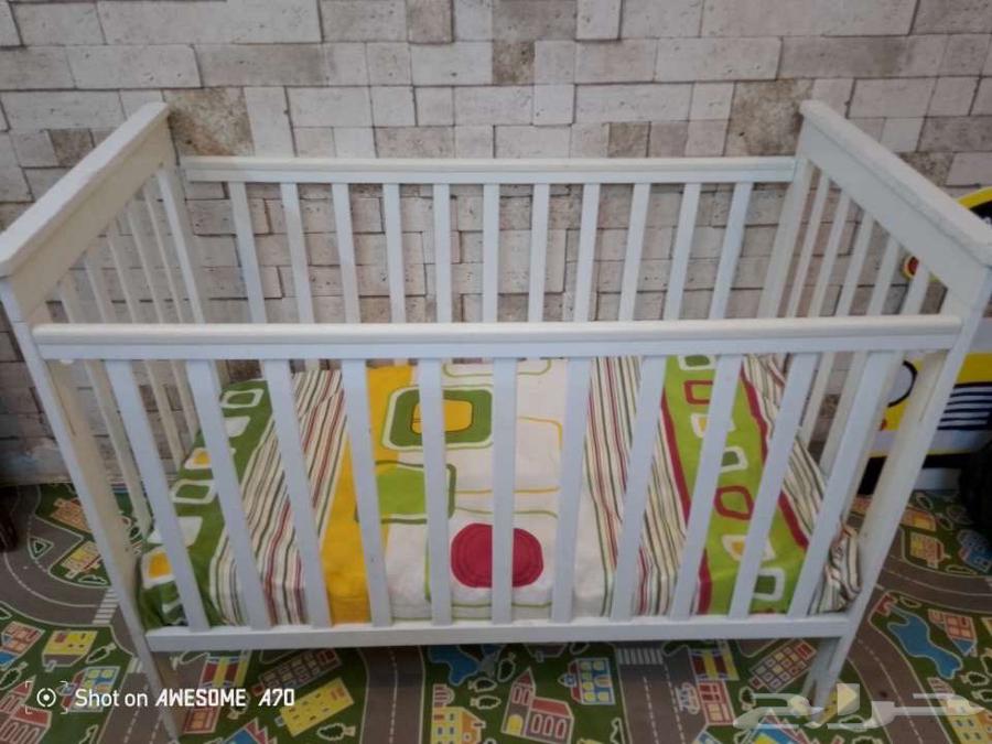 سرير اطفال للبيع64459983575425111