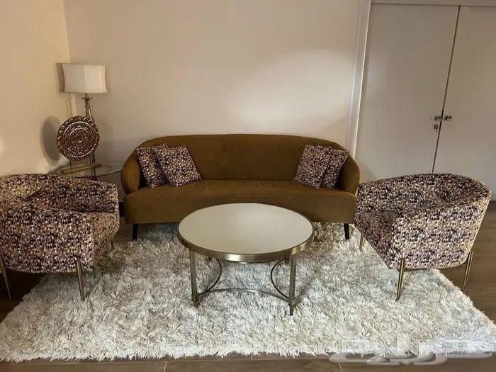 An excellent condition sofa set from Home Center64467480680963110