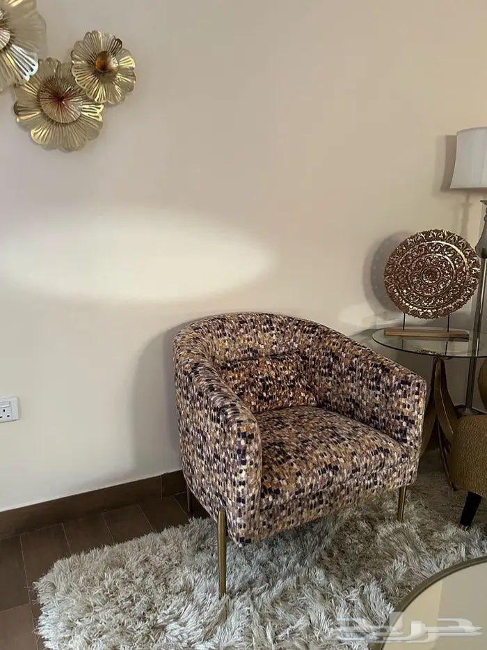 An excellent condition sofa set from Home Center64467480680963112