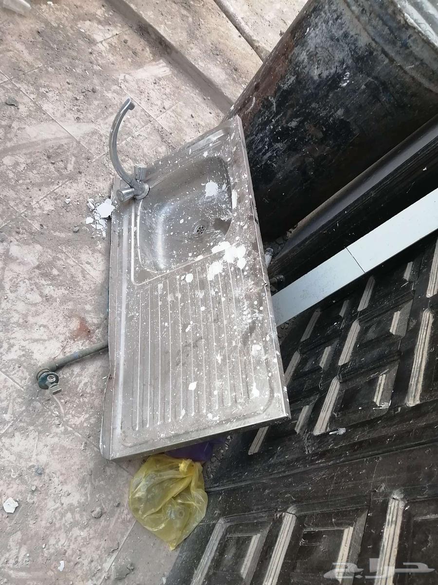 بيع كنب وأشياء أخرى64465605267842110