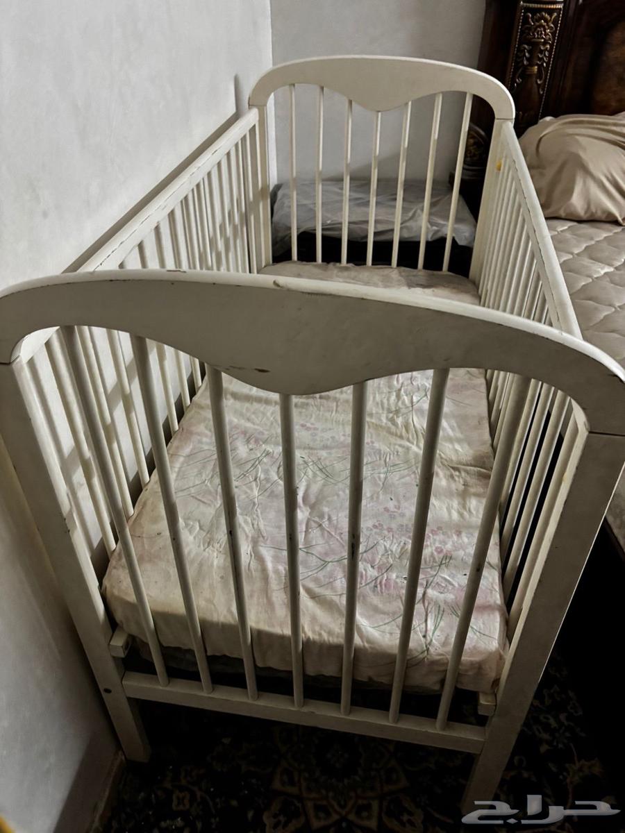 اثاث سرير دولاب وتسريحة وكنب64465828951681113