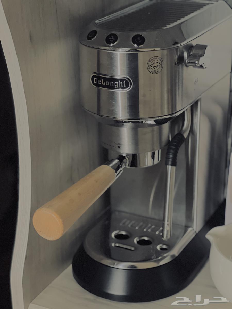 آلة قهوة DeLonghi Dedica ARTE شبه جديدة   جدة   ب800 ريال64466670262147110