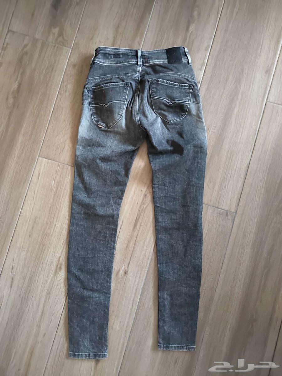 ملابس نسائي بناطيل64467130186881111