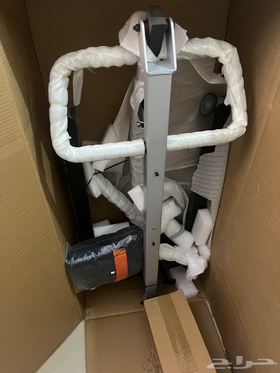 عربة كرسي احتياجات خاصة كهربائي ورافعة64470059368963112