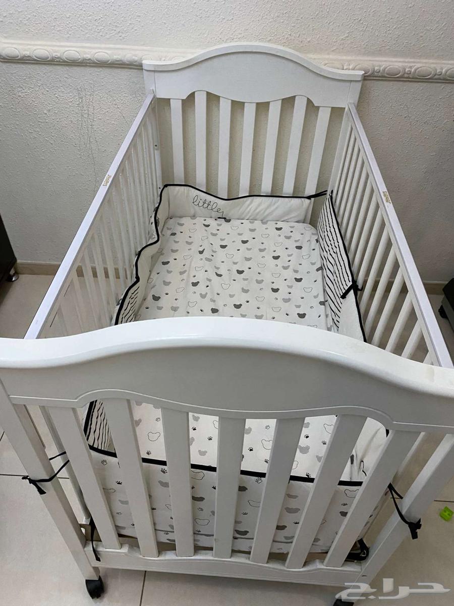 سرير اطفال لون ابيض بحي الفيحا64470869739267111