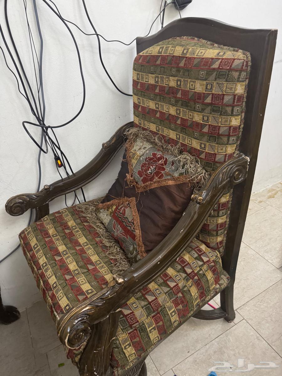 كنب مجلس مجاني64470883397378112