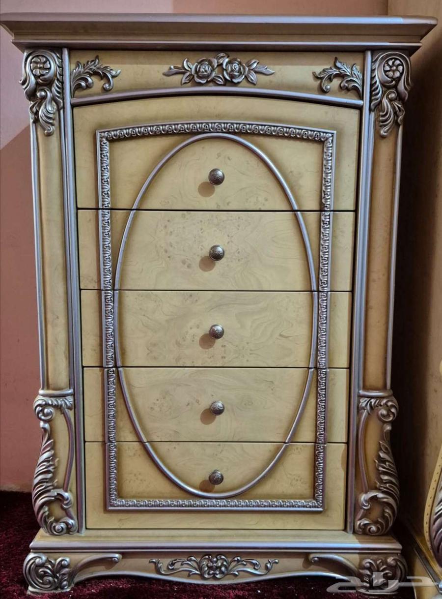 دولاب أدراج فاخر أنتيك ( شبه جديد) 5 أدراج64476198259458110