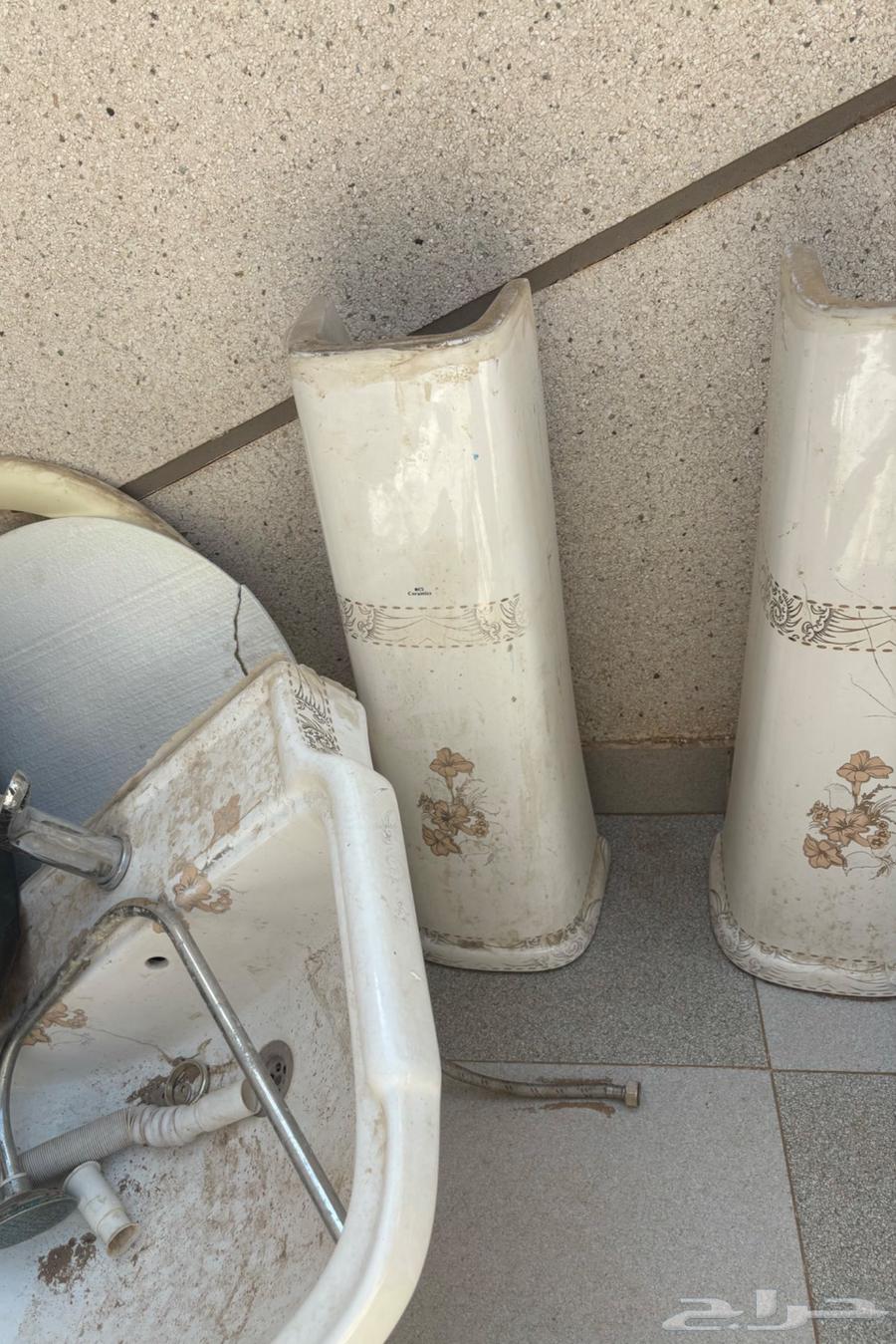 Washing machines and water heater for sale, functional64469181147522110