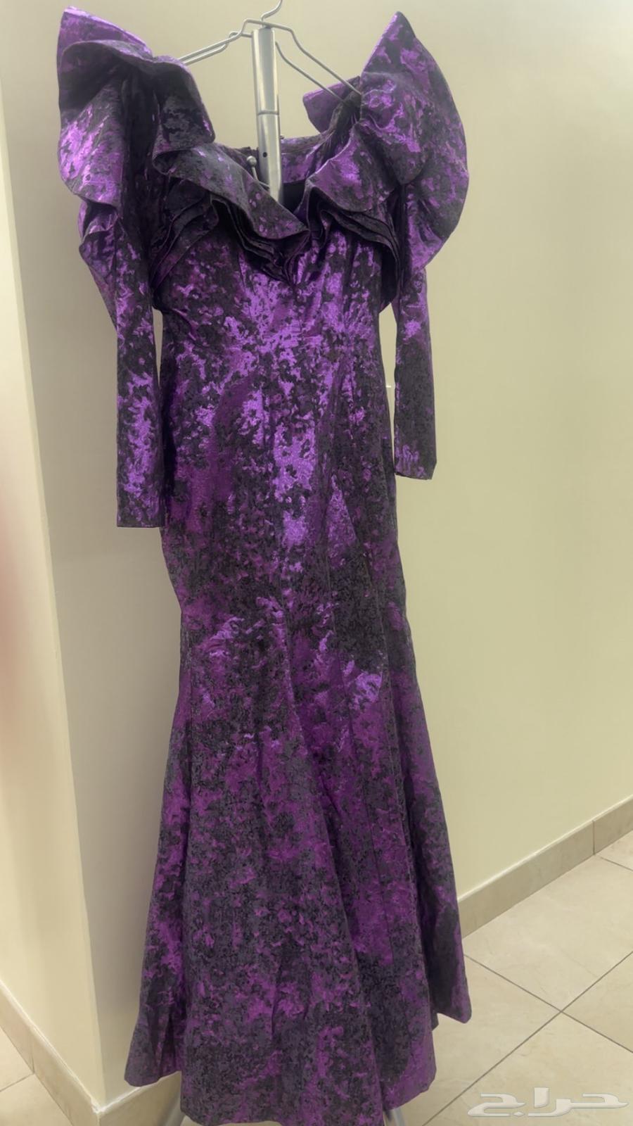 Elegant evening dresses size large used once64465409644290110