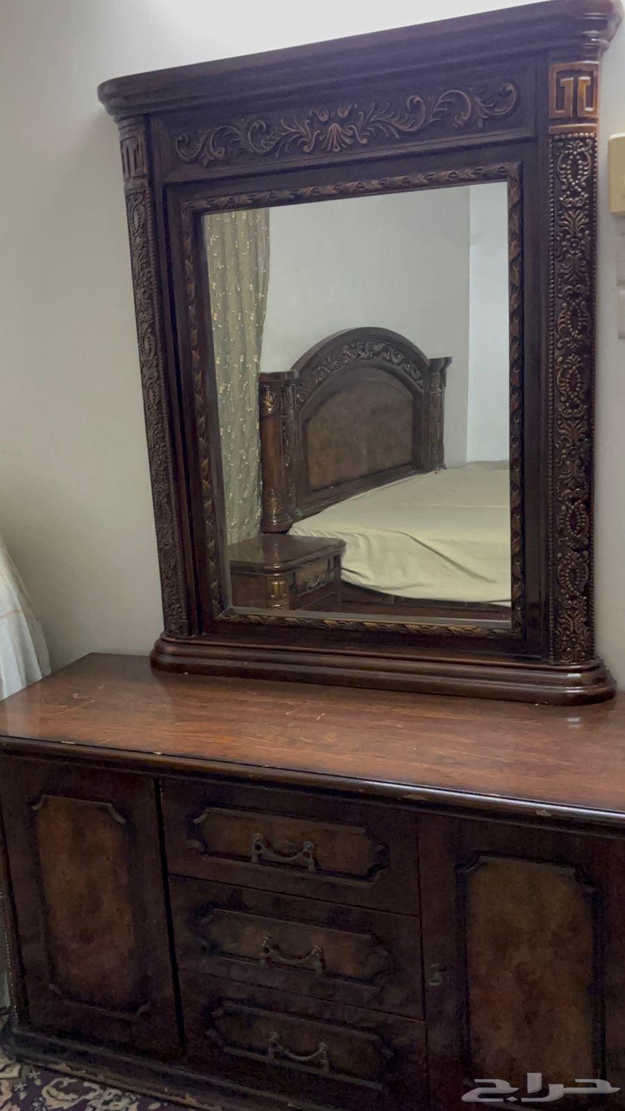 اثاث سرير دولاب وتسريحة وكنب64465828951681112