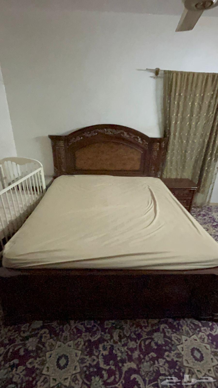 اثاث سرير دولاب وتسريحة وكنب64465828951681111