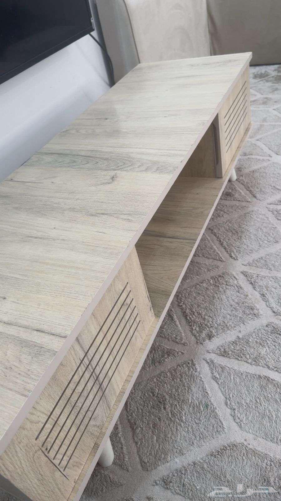 طاوله للبيع64465871351297110