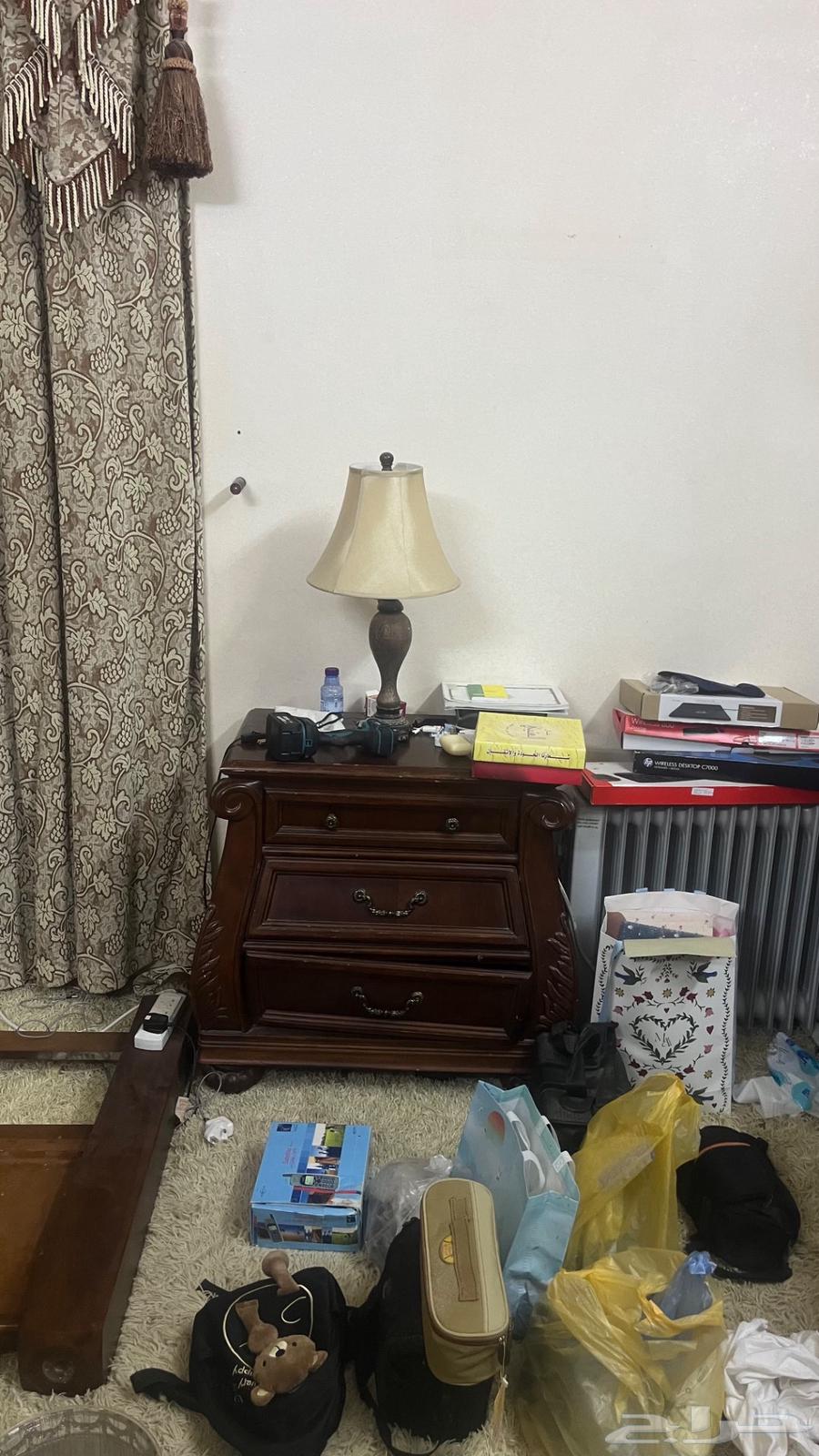 غرفة نوم بكامل محلقاتها عدد 6 درف64468370827011112