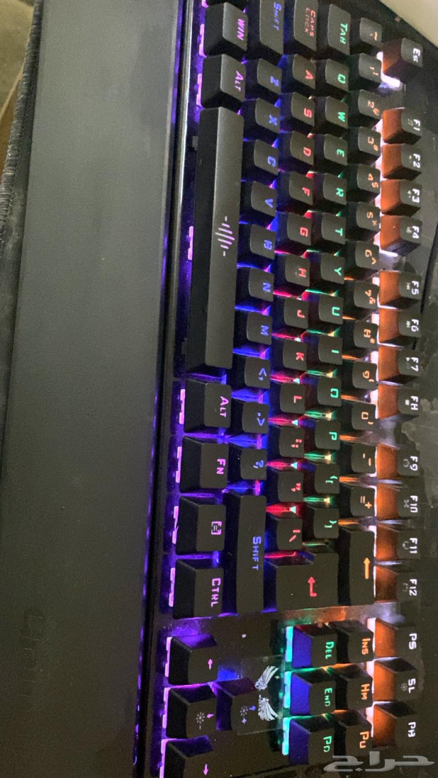 Gaming keyboard and mouse64471143875714110