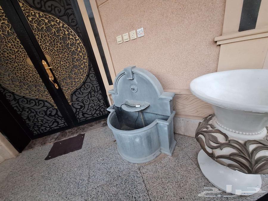 نوافير فايبر للبيع نظيفه64468552823682111