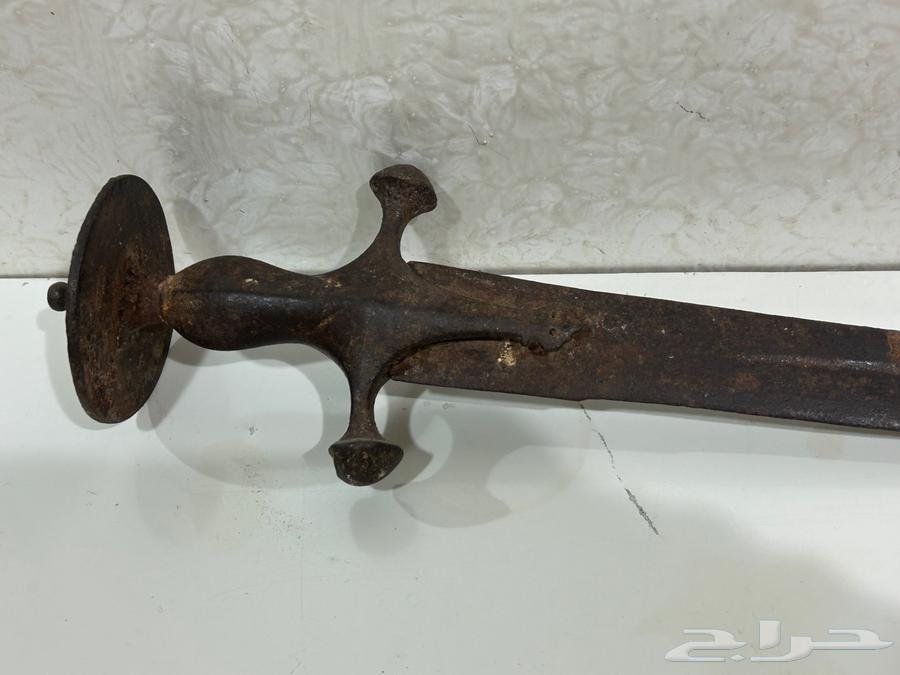 سيف تراثي قديم جدا عمره يفوق 100 سنه اصل متحفي64469739462786112