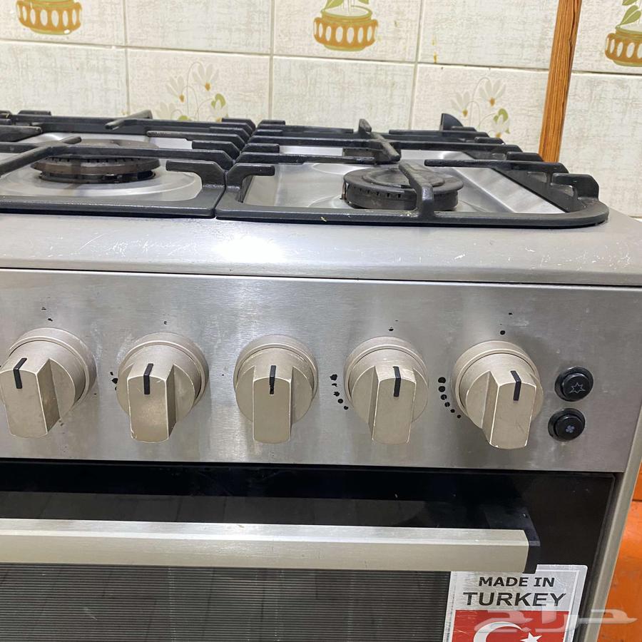 فرن كهربائي مستعمل للبيع64471321213826111