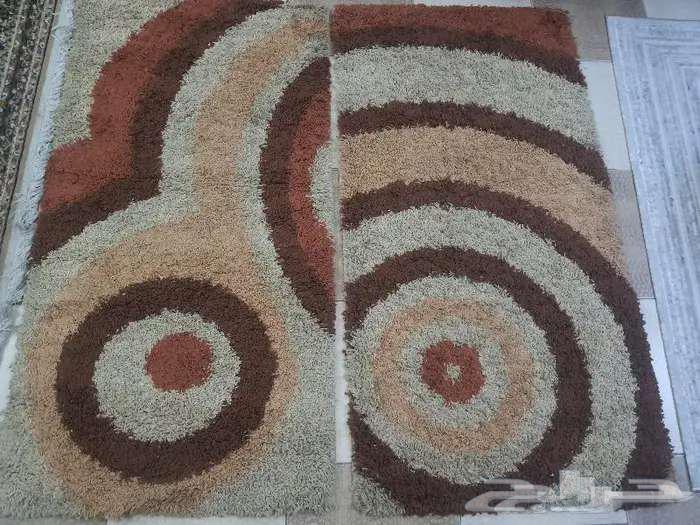 Carpet and swing64477672605059112