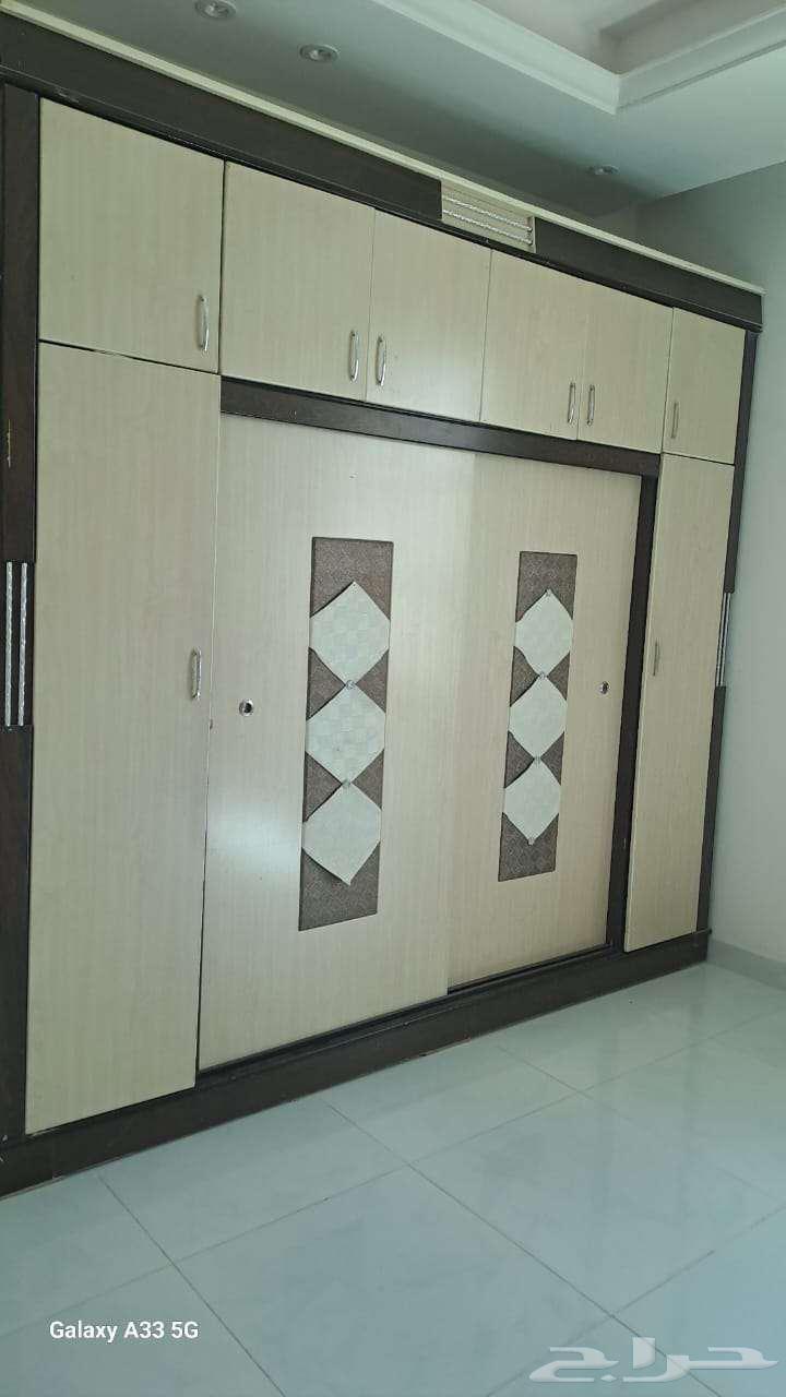 غرفة نوم كاملة بحالة ممتازة للبيع64474860674434111