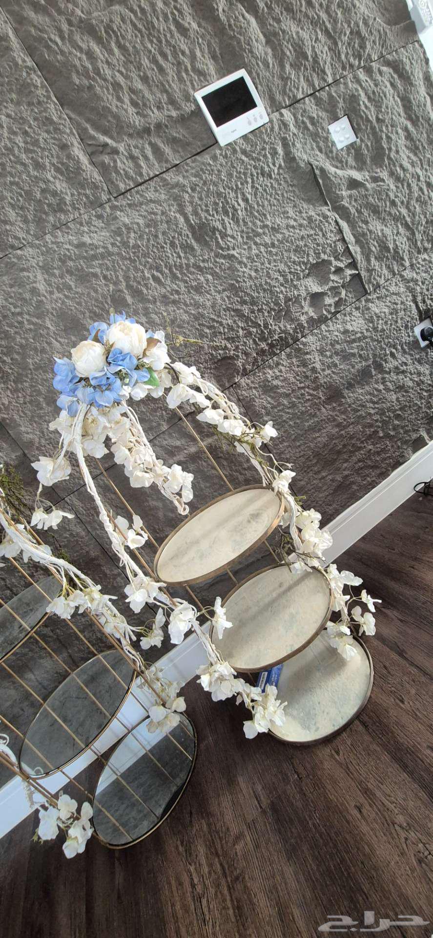 ستاند ديكوري معدني مزين بالزهور64474283635971111