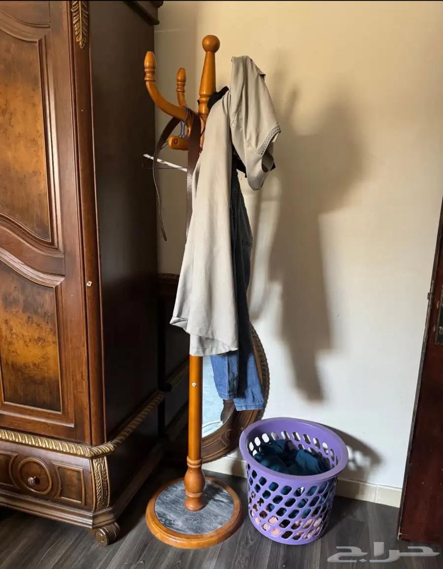 غرفة نوم والسرير بالمرتبه وسريرين اطفال وانتريه ممتاز64475002117634113