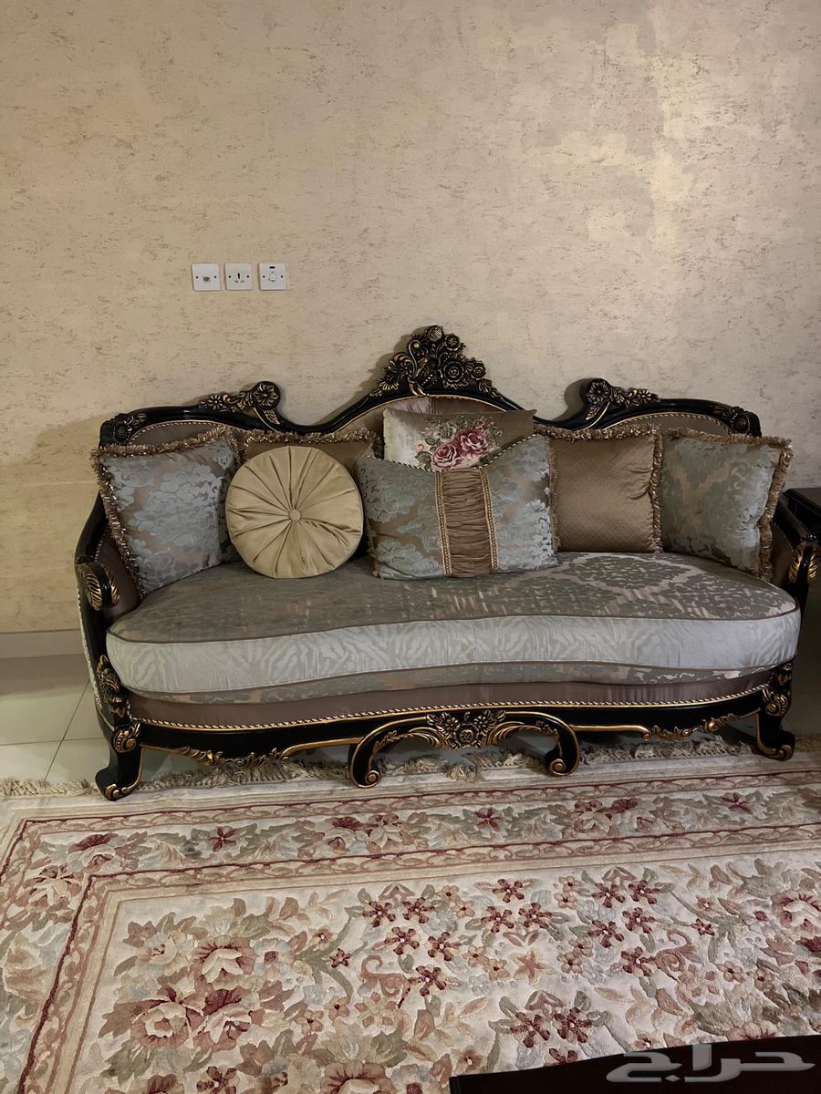 كنب في حاله جيده للبيع64472631097473112