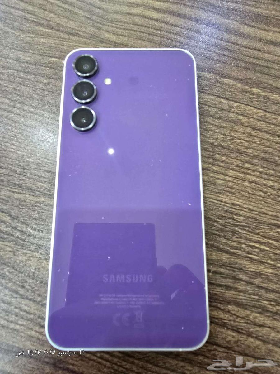 للبيع سامسونج جالكسي s23 fe شبه جديد64473997684354111