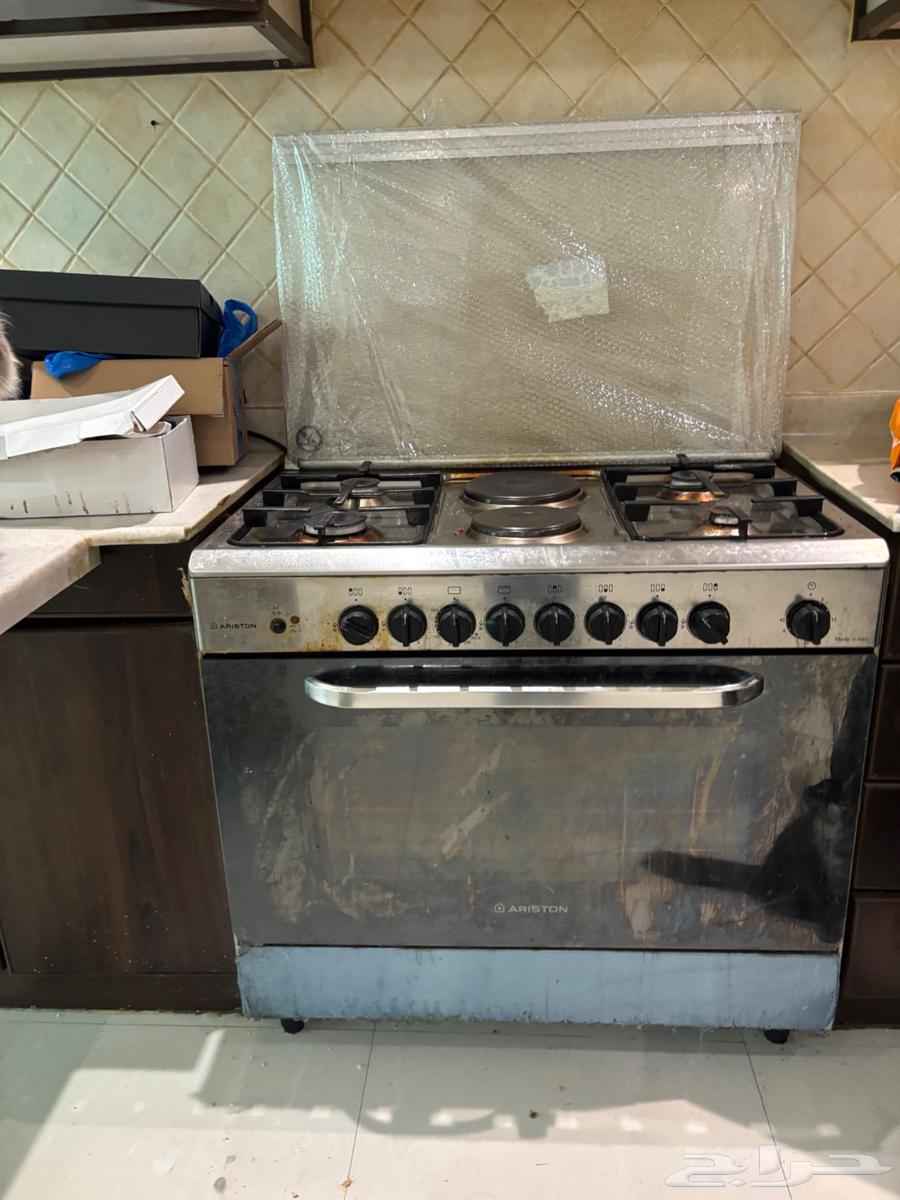بوتجاز اريستون 4 غاز 2 كهرباء64475143360770110