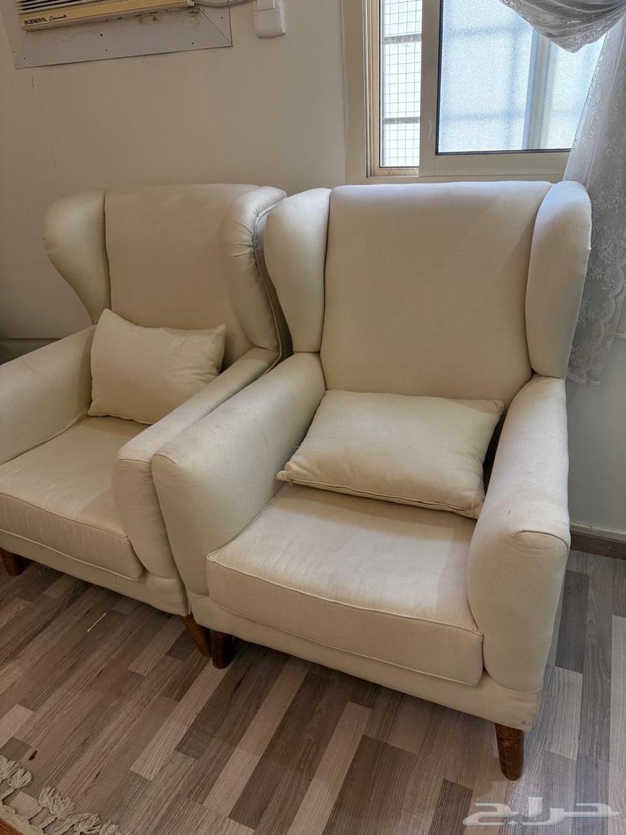 كنب بحاله ممتازه للبيع64475349396097111