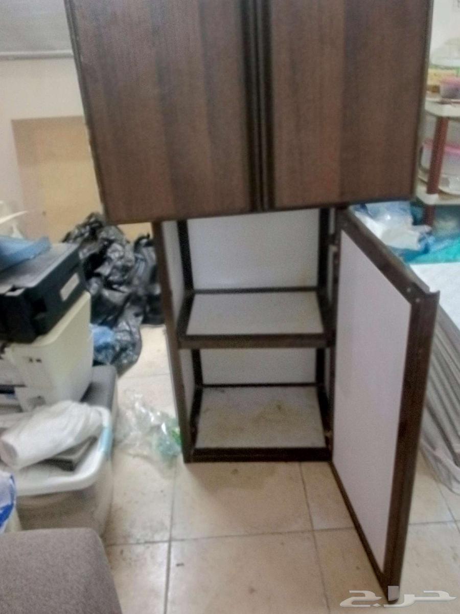 للبيع ثلاجة ال جى 12 جيدة .. وعدد 2 قطعدولاب مطبخ .64477074652802114