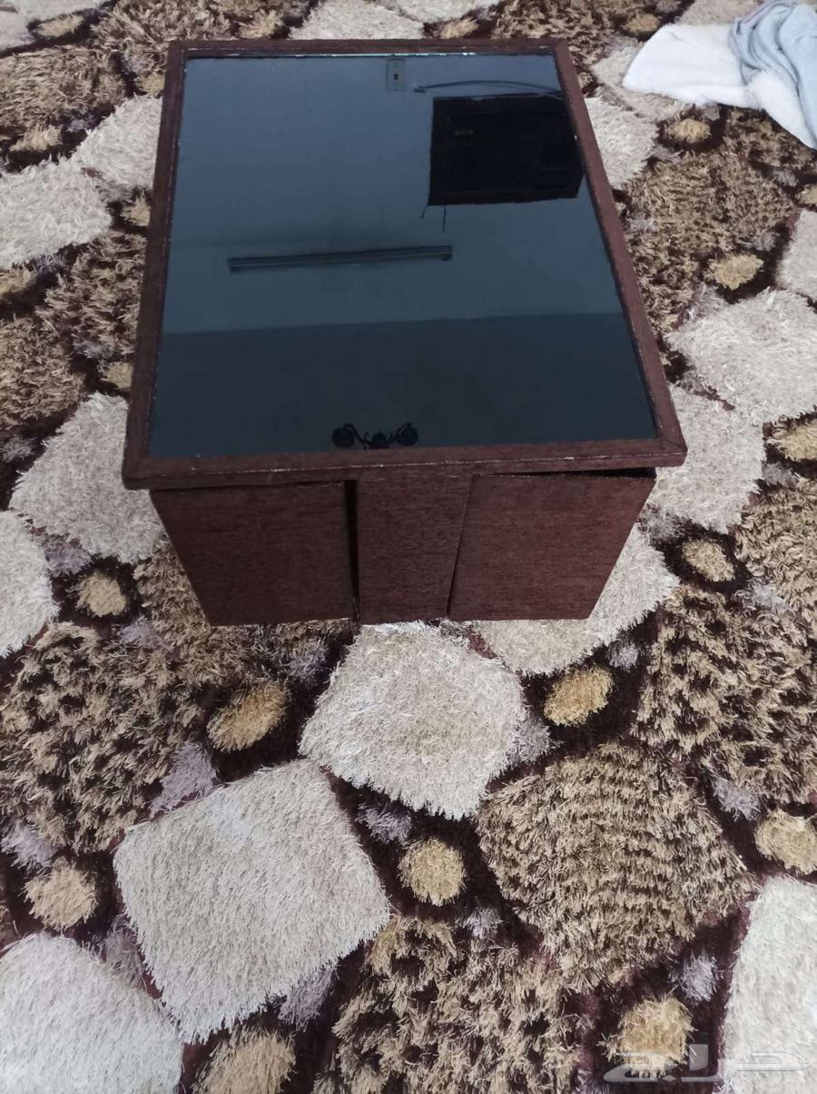 80 pressure sofa in good and almost new condition detailed64476322804226111