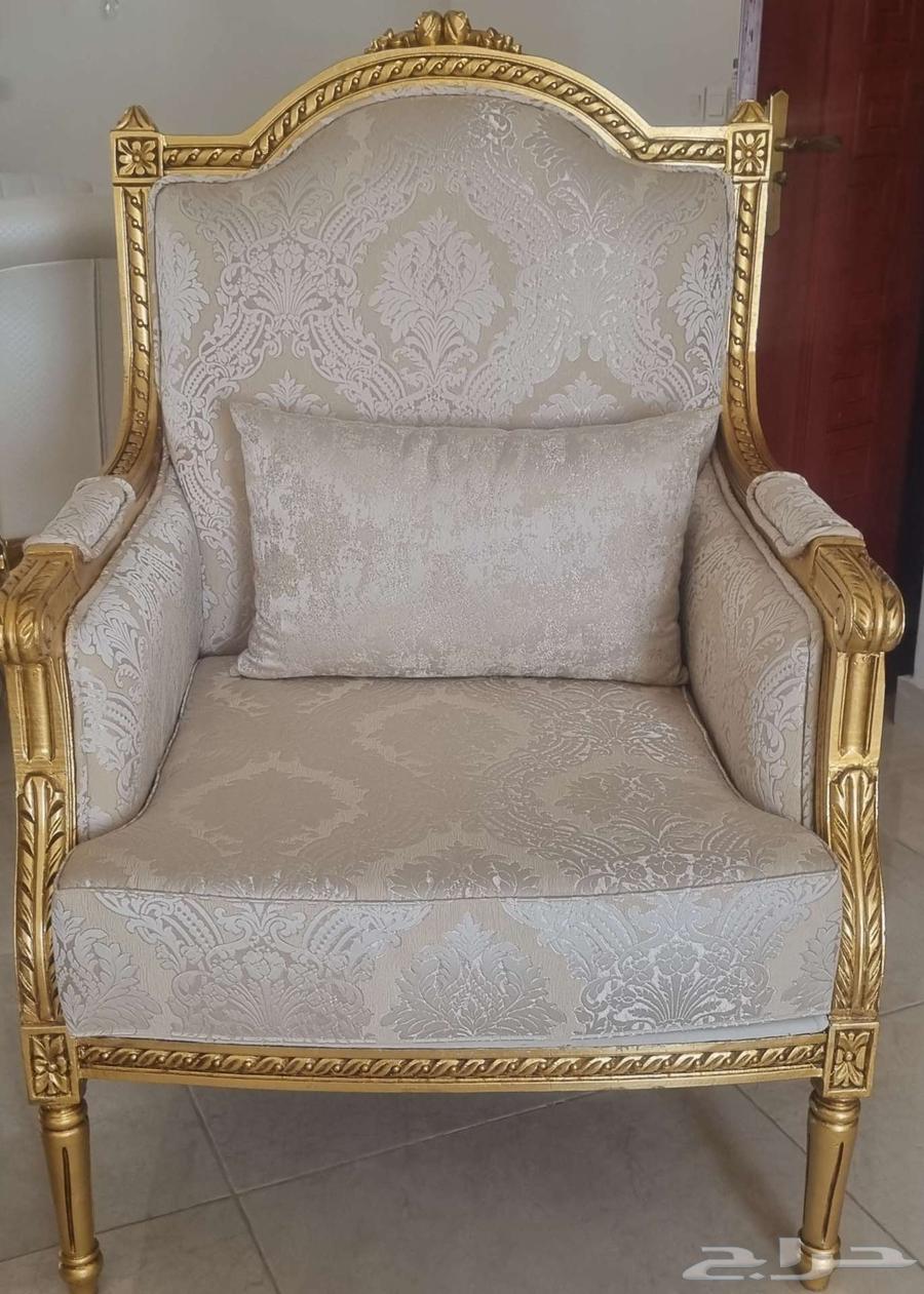 للبيع في جده..طقم كنب كلاسيكي فخم64473838167809111