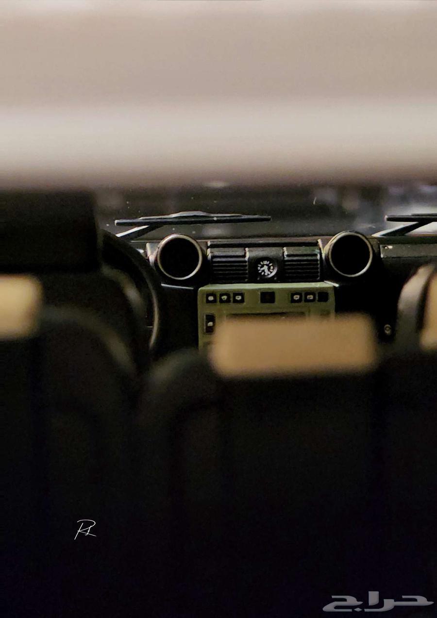 (( مجسم )) لاند روفر ديغندر كلاسيك64473346137857114