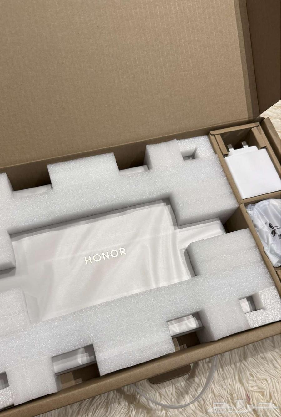 لابتوب Honor Magicbook pro 14 اخر اصدار 202564475184804227111