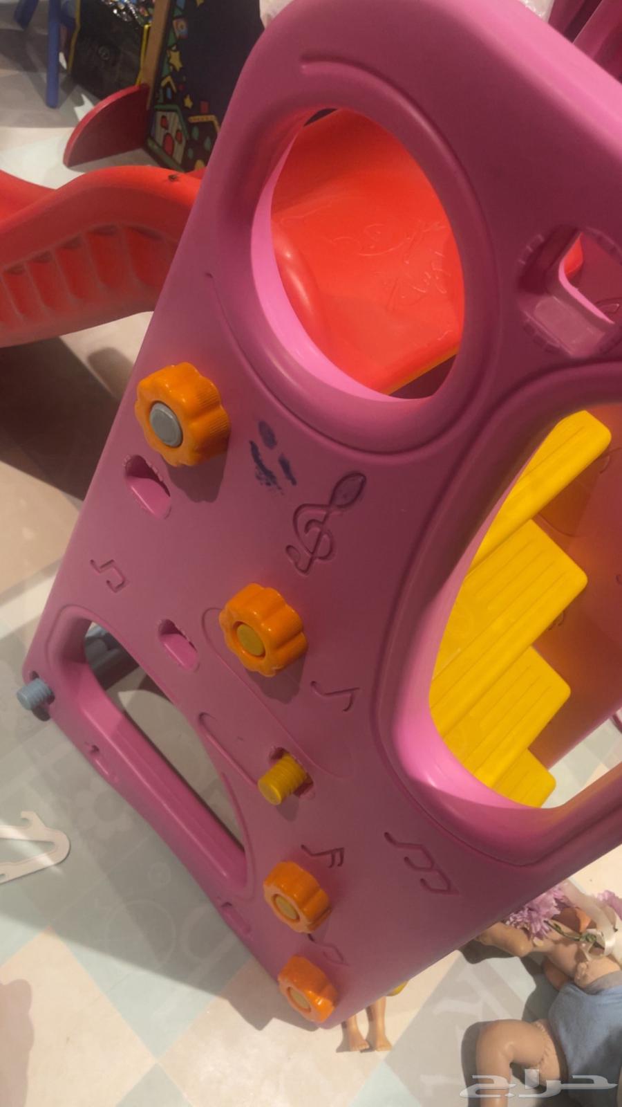 للبيع  زحليقة أطفال Step2 أصلية بحالة ممتازة - جدة64472816548226112