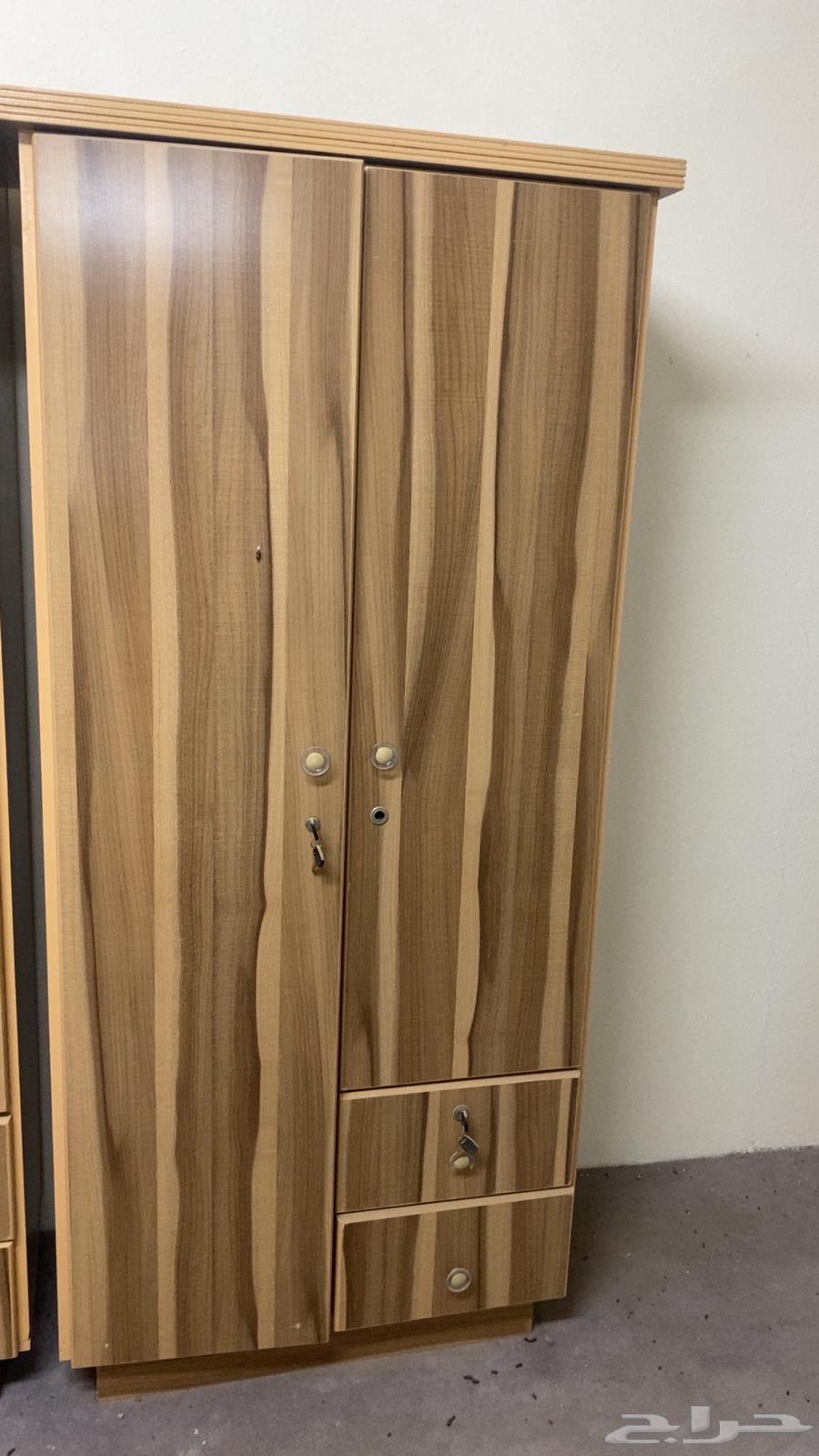 دواليب 264468357022467110