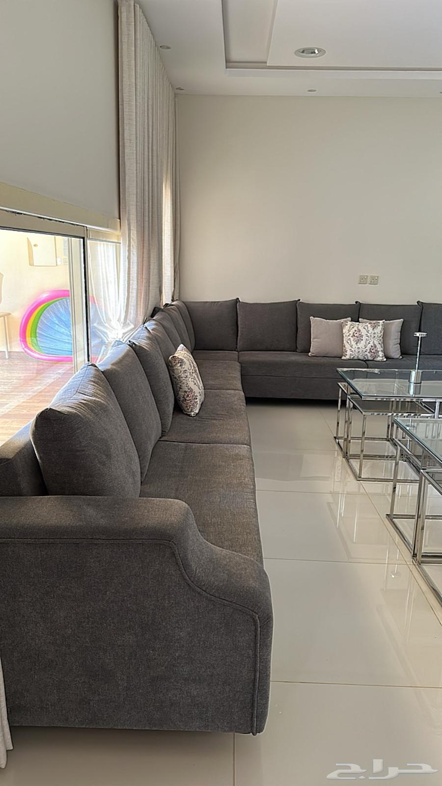 كنب رمادي مفصل اخو الجديد للبيع64474596660353111