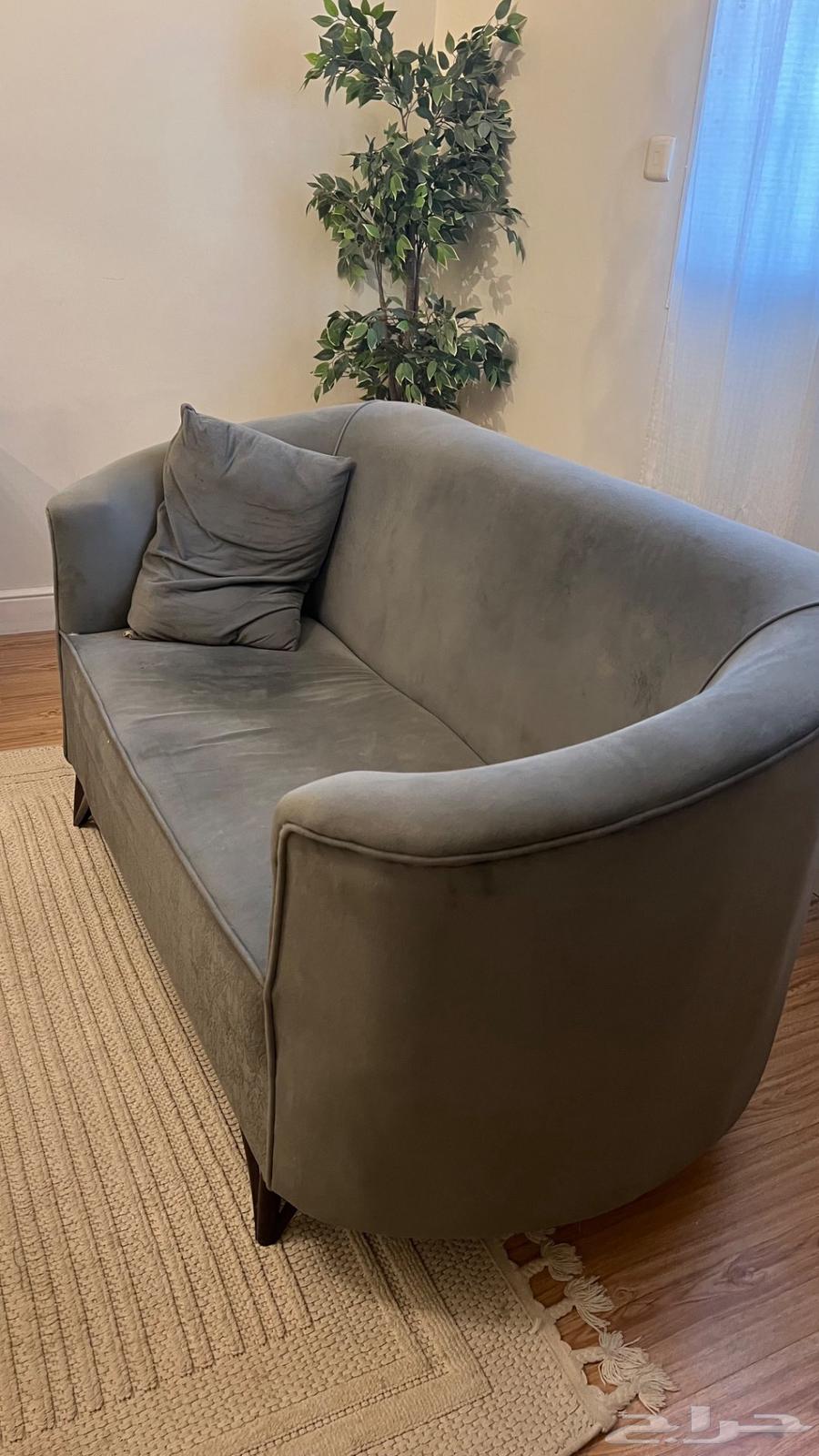 كنب مع طاولة قهوة64476184261123112