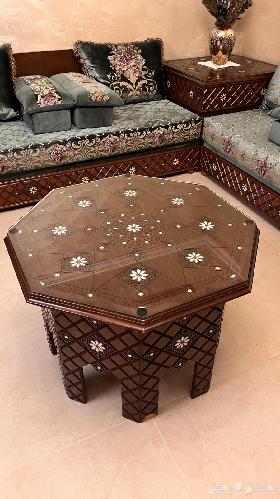 Sofa for sale with all tables64476656968577110