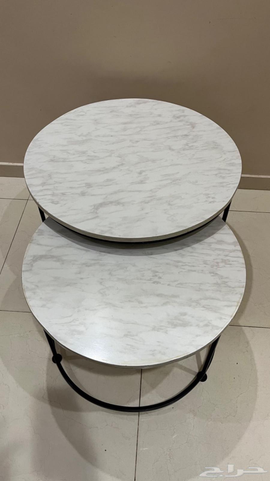 طاولة خشب وارجل حديد64476129358337112